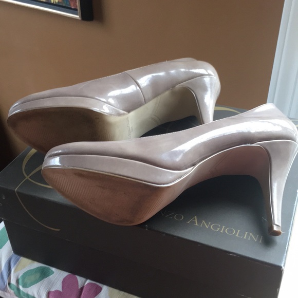 Shoes - Picture 2 of 5